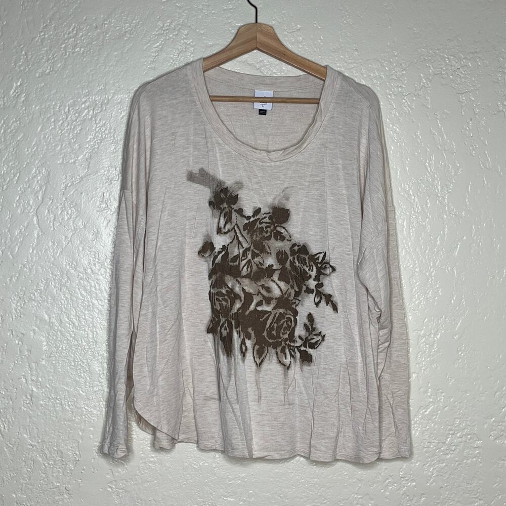 Cabi Women’s Cream Airbrush Floral Crewneck Long‎ Sleeve Relaxed Tee Size Large